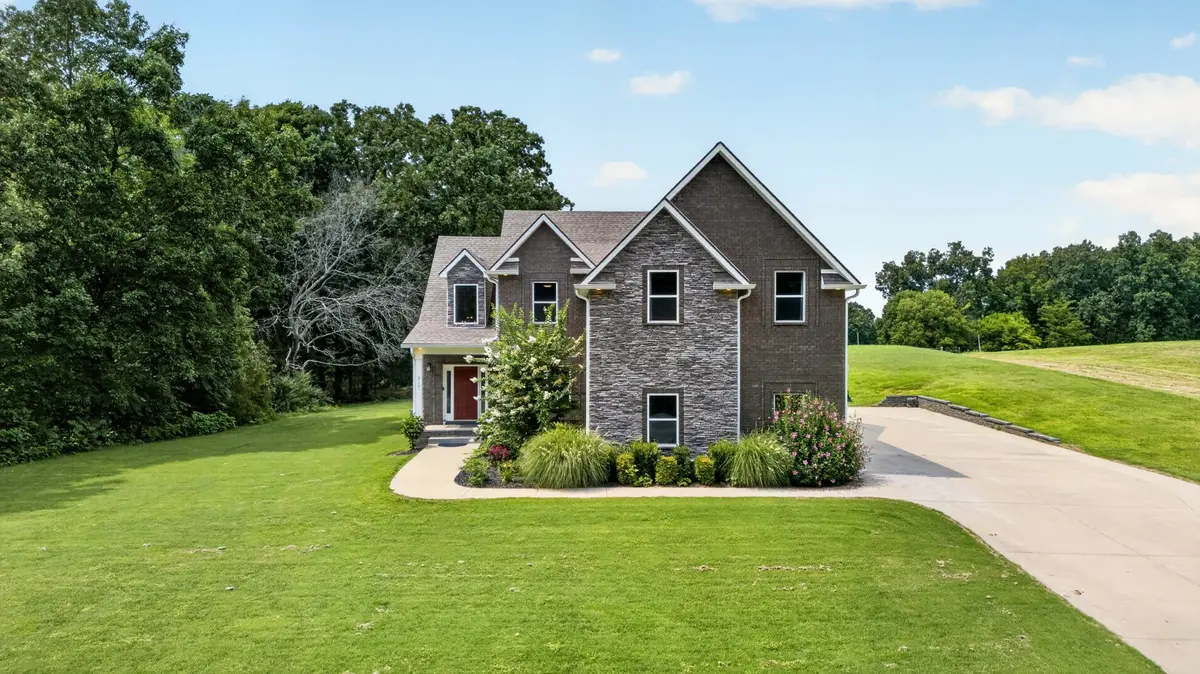 317 Alonzo Pl, Cunningham, TN 37052
