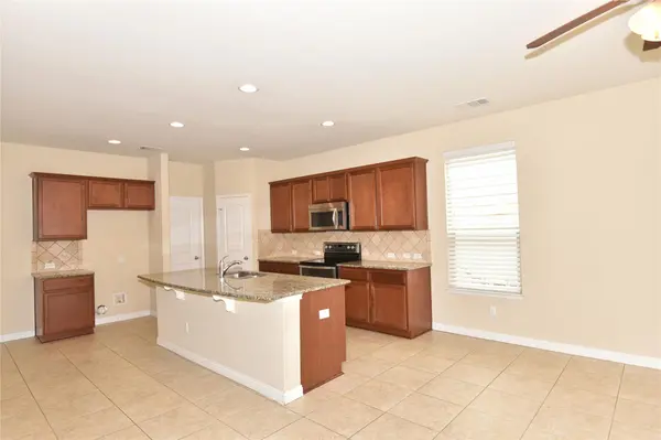 3913 Dover Ferry XING, Austin, TX 78728