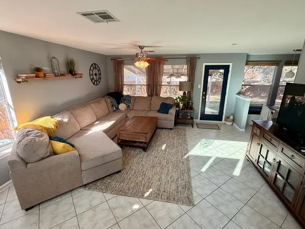 904 Double File CV, Round Rock, TX 78665