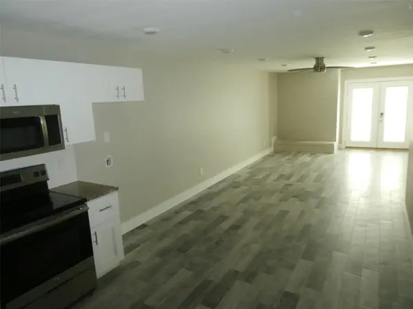 909 REINLI ST #133, Austin, TX 78751