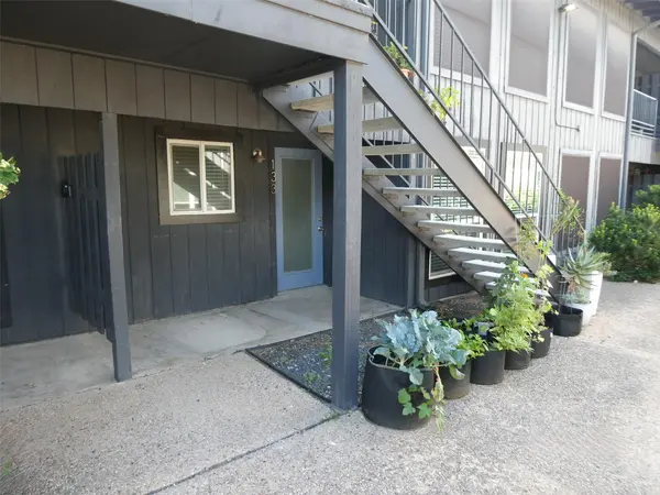 909 REINLI ST #133, Austin, TX 78751