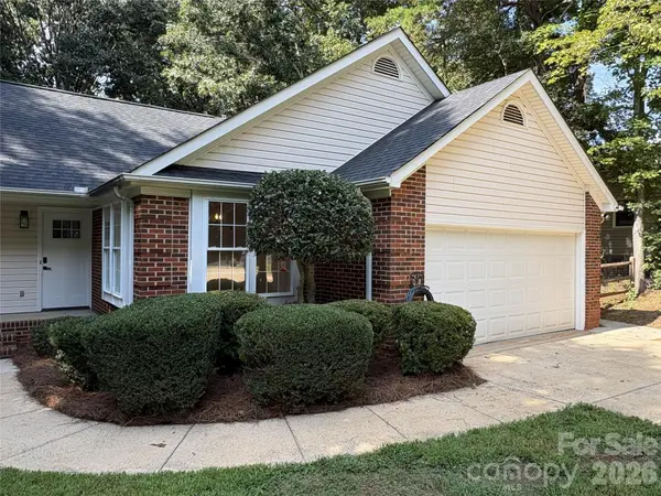 13800 Woody Point RD, Charlotte, NC 28278