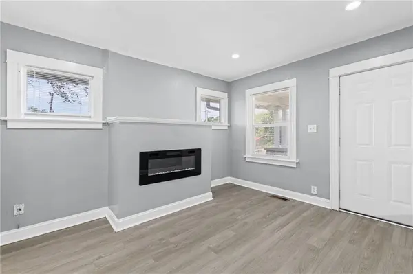 5641 PROSPECT AVE, Kansas City, MO 64130