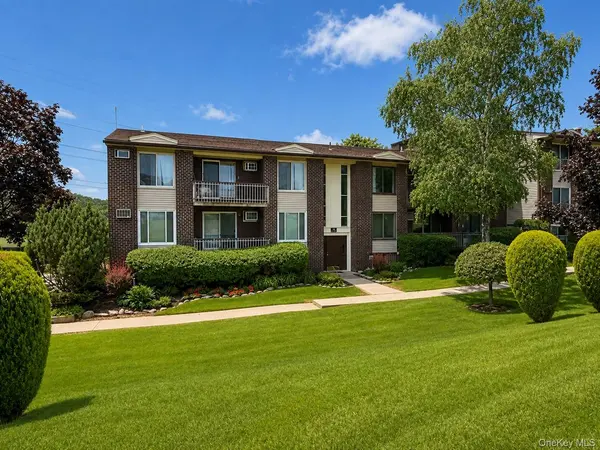 119 Country Club LN, Pomona, NY 10970