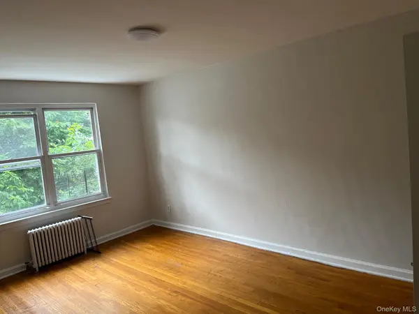14014 Jewel AVE, Flushing, NY 11367