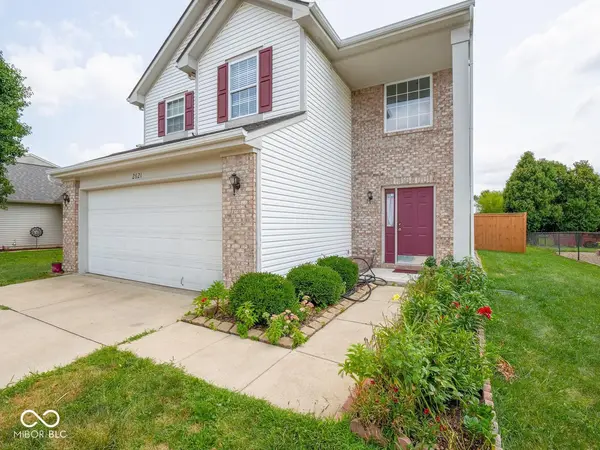 2621 Newaygo DR, Indianapolis, IN 46217