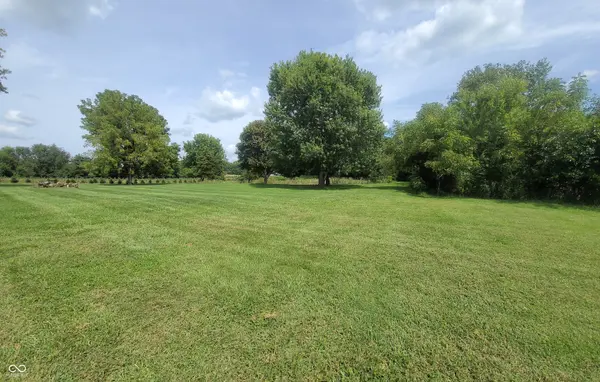 6196 S 300 E, Markleville, IN 46056