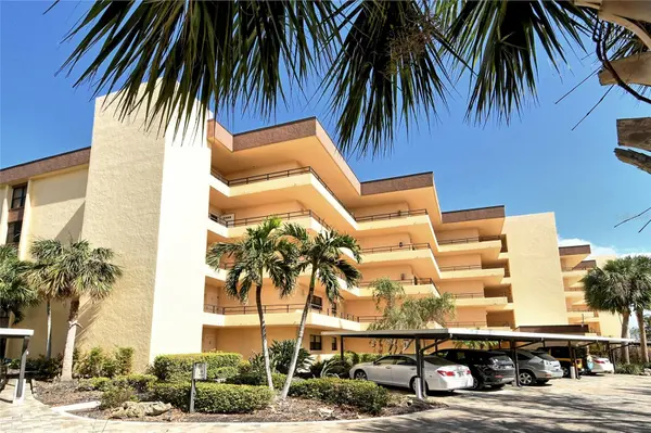 8779 MIDNIGHT PASS RD #401H, Sarasota, FL 34242
