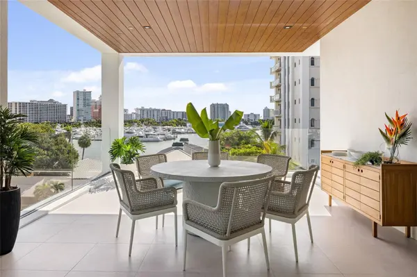 509 GOLDEN GATE PT #4, Sarasota, FL 34236