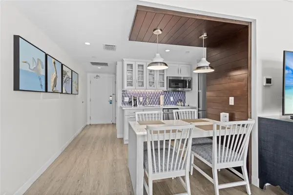 250 SANDS POINT RD #5106, Longboat Key, FL 34228