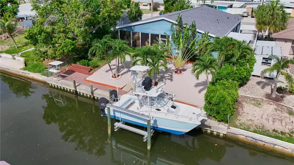 6811 GEORGIA AVE, Bradenton, FL 34207