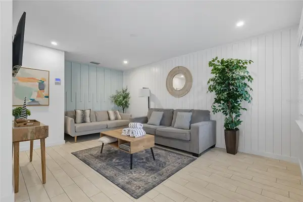 3016 GULF DR, Holmes Beach, FL 34217