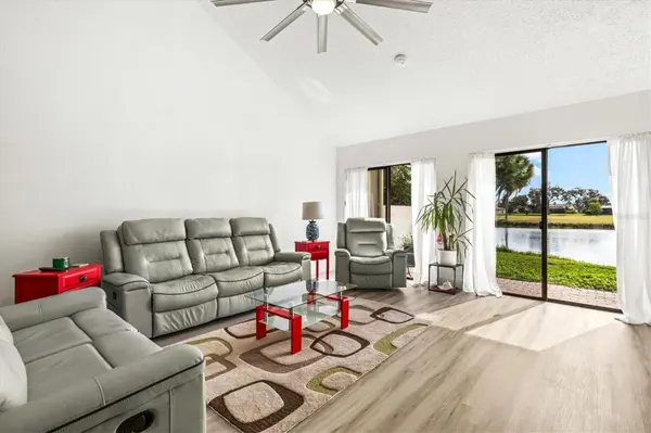 2453 CRISPIN CT #F4, Sarasota, FL 34235