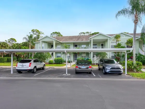 4645 TOWER HILL LN #2522, Sarasota, FL 34238