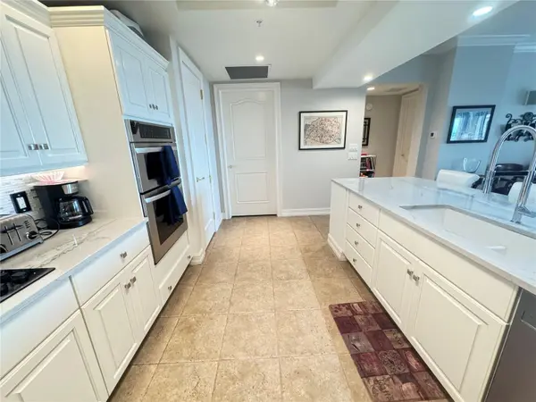 1111 RITZ CARLTON DR #1404, Sarasota, FL 34236