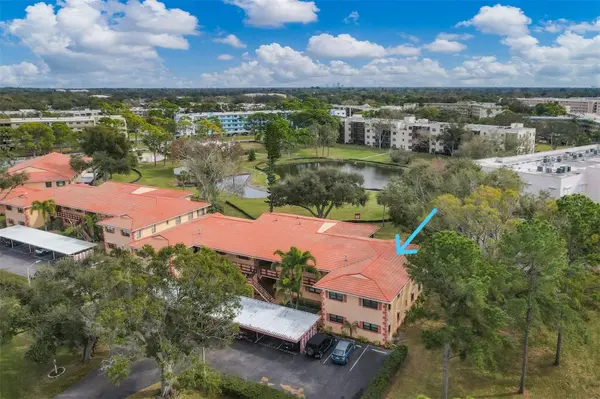 8162 TERRACE GARDEN DR N #204, St Petersburg, FL 33709