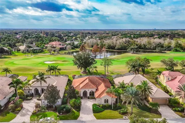 7042 VILAMOURA PL, Lakewood Ranch, FL 34202