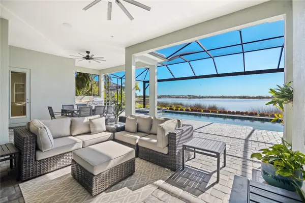 8083 WATERBEND TRL, Sarasota, FL 34240