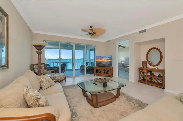242 HIDDEN BAY DR #602, Osprey, FL 34229