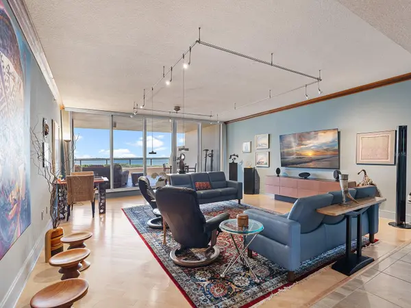 3040 GRAND BAY BLVD #213, Longboat Key, FL 34228