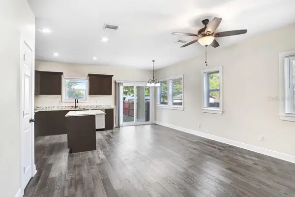 4209 W WOODLAWN AVE, Tampa, FL 33614