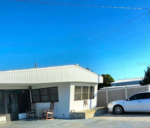 2003 MINNESOTA AVE, Bradenton, FL 34207