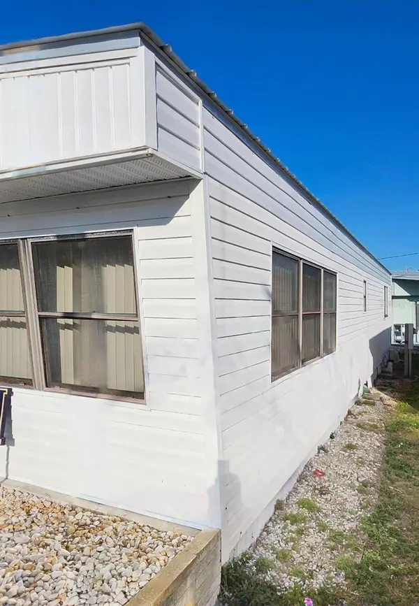 2003 MINNESOTA AVE, Bradenton, FL 34207
