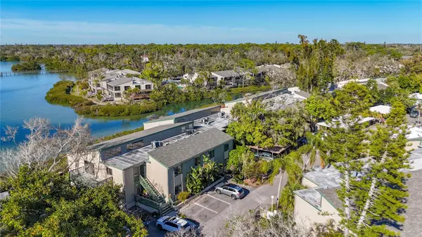 1511 PELICAN POINT DR #BA180, Sarasota, FL 34231