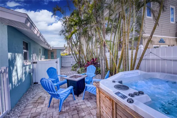 3604 GULF DR #A and B, Holmes Beach, FL 34217