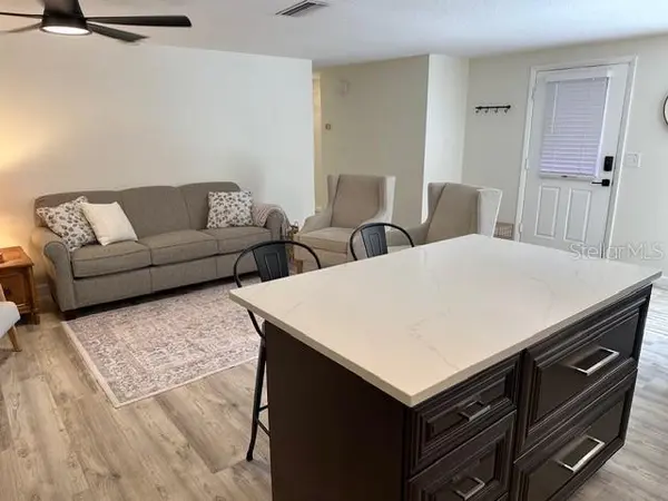 2938 W MARK DR, Sarasota, FL 34232