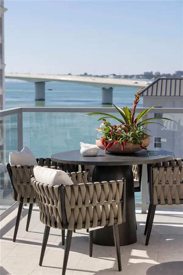 253 GOLDEN GATE PT #701, Sarasota, FL 34236