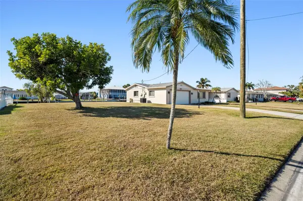 5003 COMMONWEALTH RD, Palmetto, FL 34221