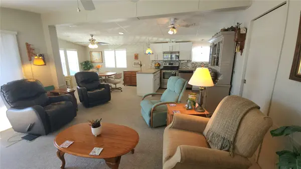 3333 26TH AVE E #1215, Bradenton, FL 34208