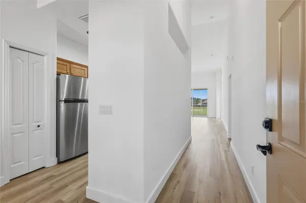 803 FAIRWAYCOVE LN #205, Bradenton, FL 34212