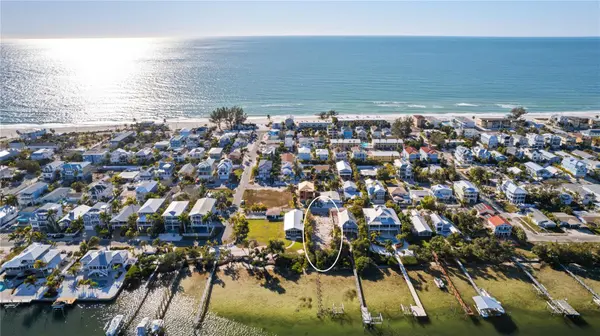 2306 CANASTA DR, Bradenton Beach, FL 34217