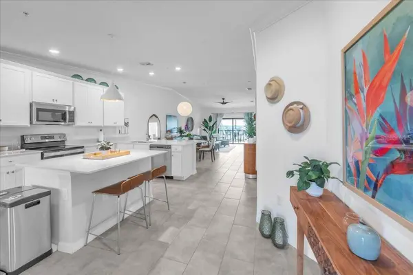 5711 PALMER CIR #206, Bradenton, FL 34211