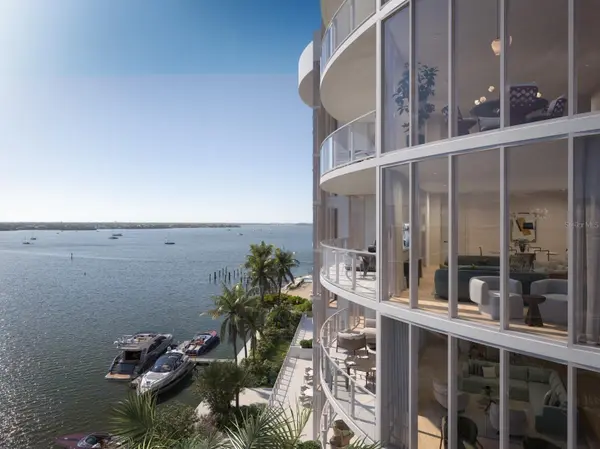 590 GOLDEN GATE POINT #706, Sarasota, FL 34236