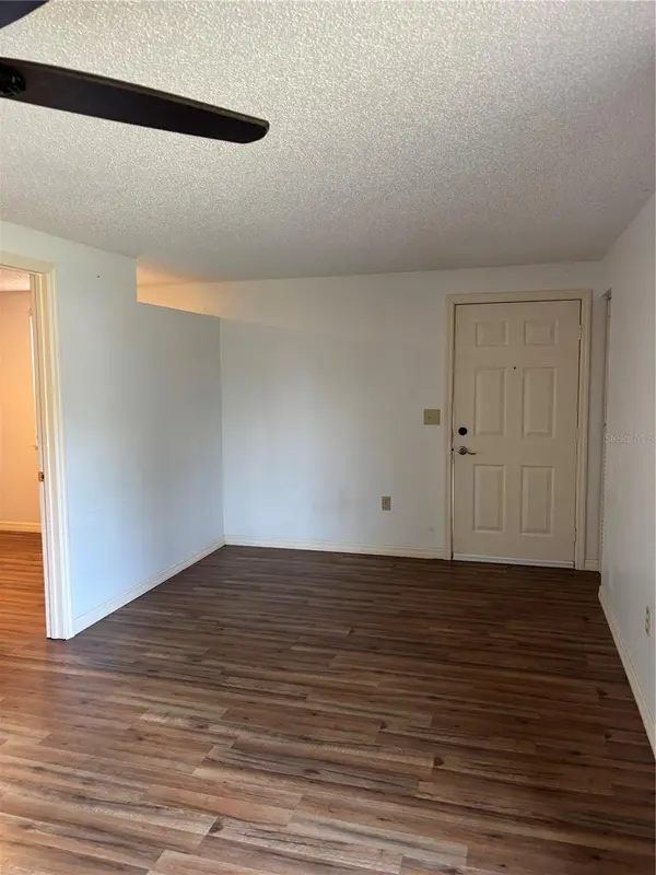 5026 WATER OAK DR #104, Bradenton, FL 34207