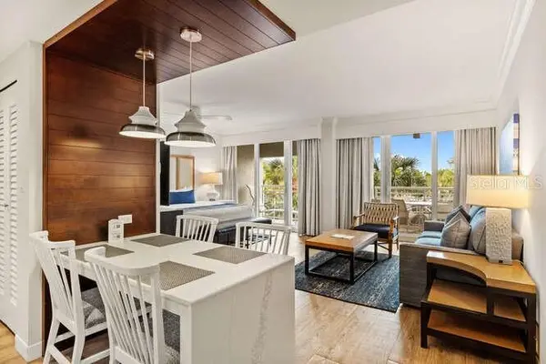 250 SANDS POINT RD #5203, Longboat Key, FL 34228
