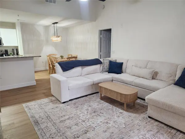 8926 MANOR LOOP CIR #201 B, Lakewood Ranch, FL 34202