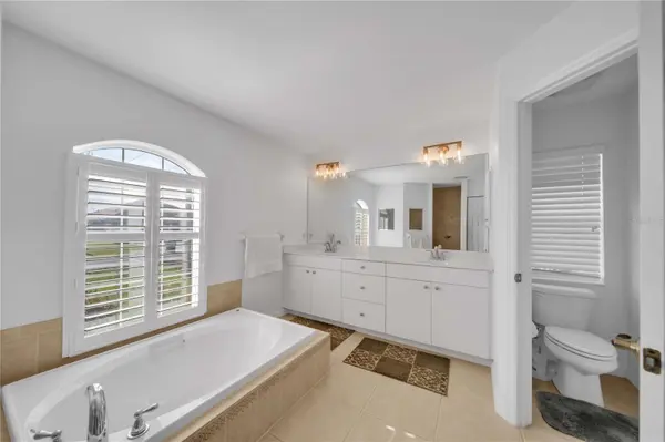 240 WHITE MARSH LN, Rotonda West, FL 33947