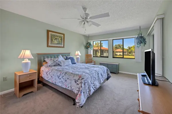 5205 LAKE VILLAGE DR #16, Sarasota, FL 34235