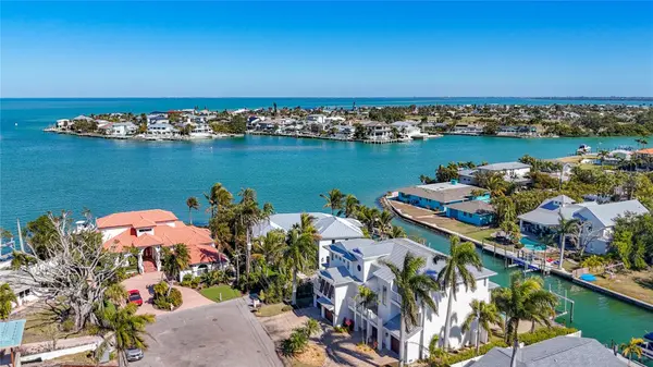 529 77TH ST, Holmes Beach, FL 34217