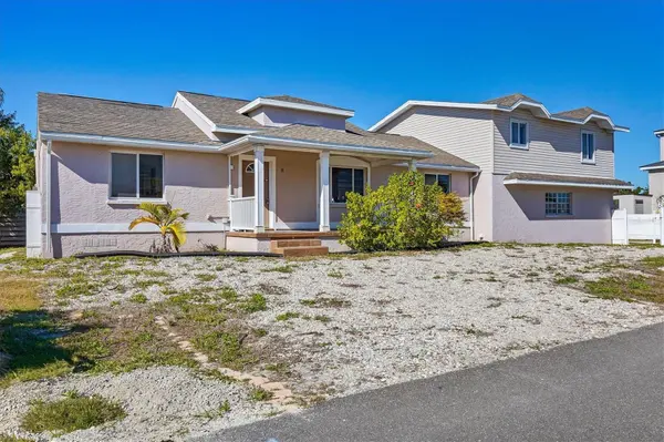 651 JUNGLE QUEEN WAY, Longboat Key, FL 34228