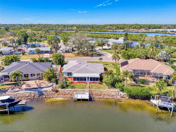 602 PORTIA ST N, Nokomis, FL 34275