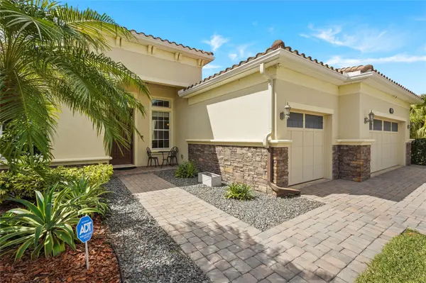 5750 ROCK DOVE DR, Sarasota, FL 34241