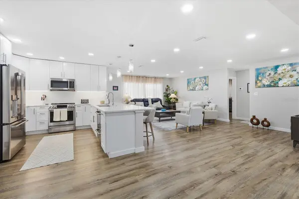 5247 CARMILFRA DR, Sarasota, FL 34231