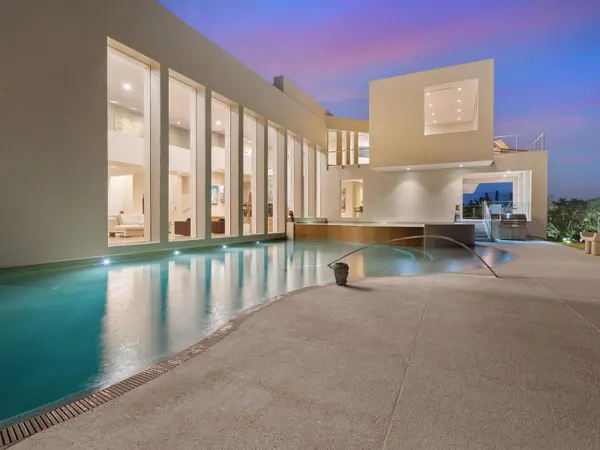 6610 GULF OF MEXICO DR, Longboat Key, FL 34228