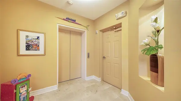 3621 N POINT RD #301, Osprey, FL 34229