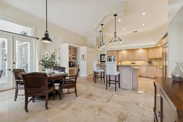 5212 GOLF LINKS BLVD, Zephyrhills, FL 33541